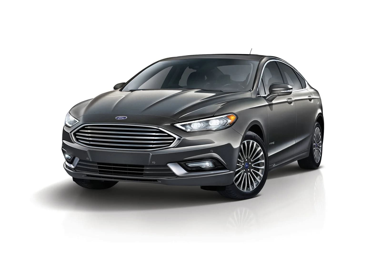 Ford Fusion Hybrid — წელი 2017